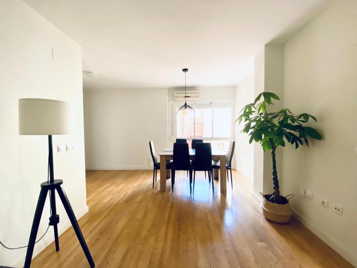 Апартаменты Gmc Turistics - The Picasso Neighborhood House Малага Экстерьер фото